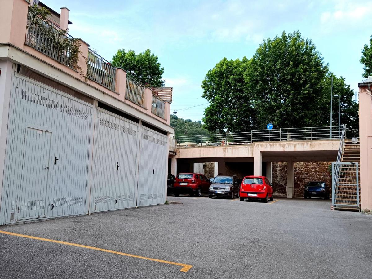 Apartamento A Casa Di Pizz - Bilocale Con Parcheggio Privato Savona Exterior foto