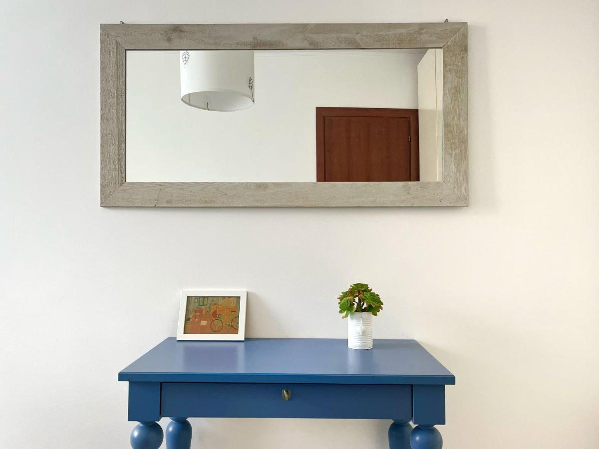 Apartamento A Casa Di Pizz - Bilocale Con Parcheggio Privato Savona Exterior foto