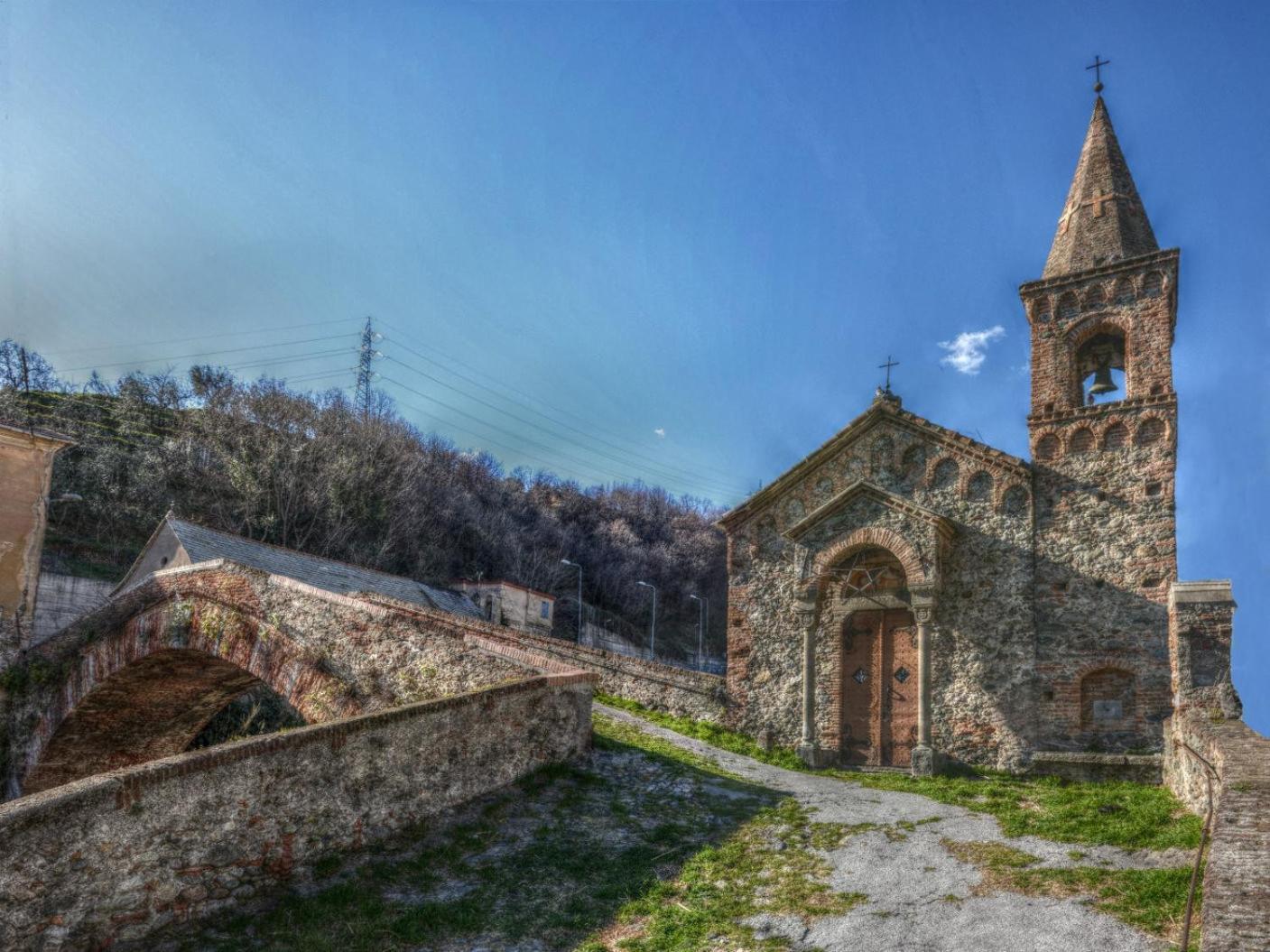 Apartamento A Casa Di Pizz - Bilocale Con Parcheggio Privato Savona Exterior foto